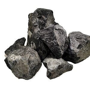 WIO Black Venom Stone on tummanharmaa lähes musta kivi.